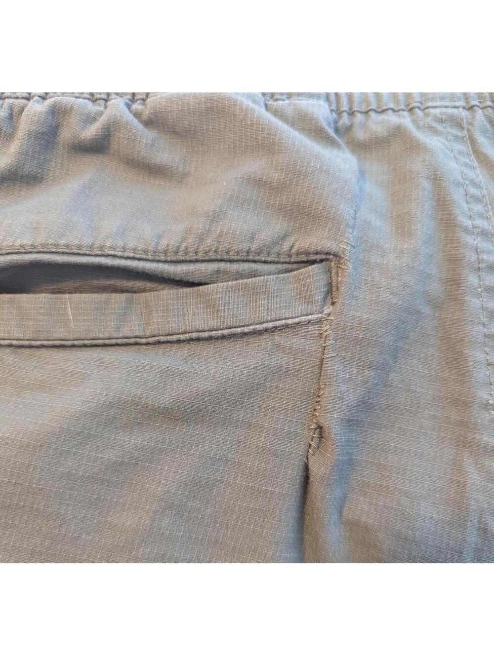 Vuori Drawstring Ripstop Pants Army Green - Picture 8 of 8